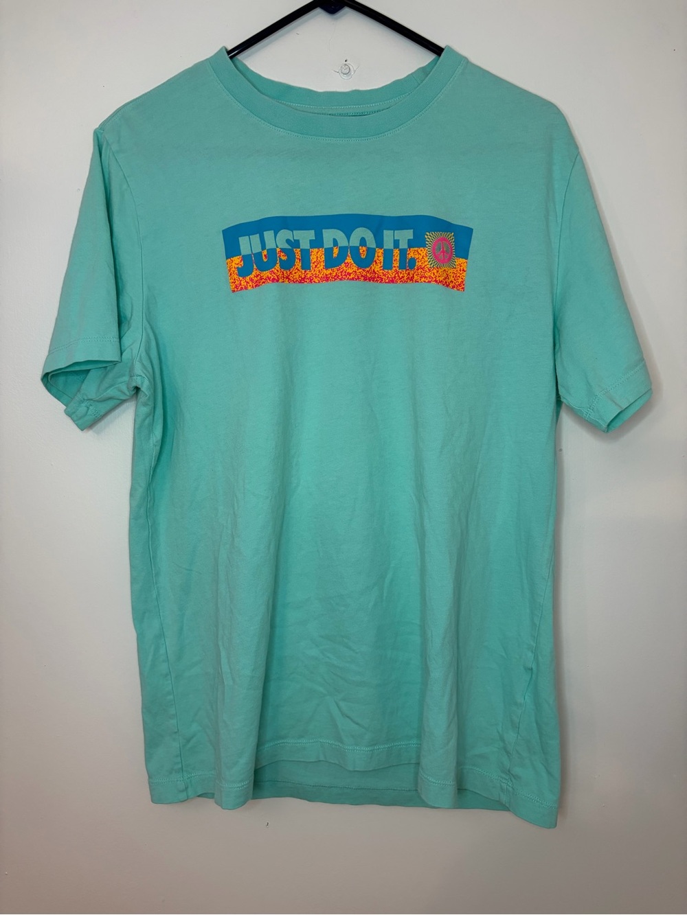 Nike Sportswear Graphic T Shirt Men’s Large Aqua Blue Cotton Tee